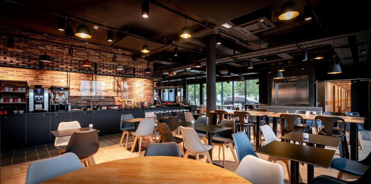 ibis budget Valenciennes Petite-Forêt Exterior foto