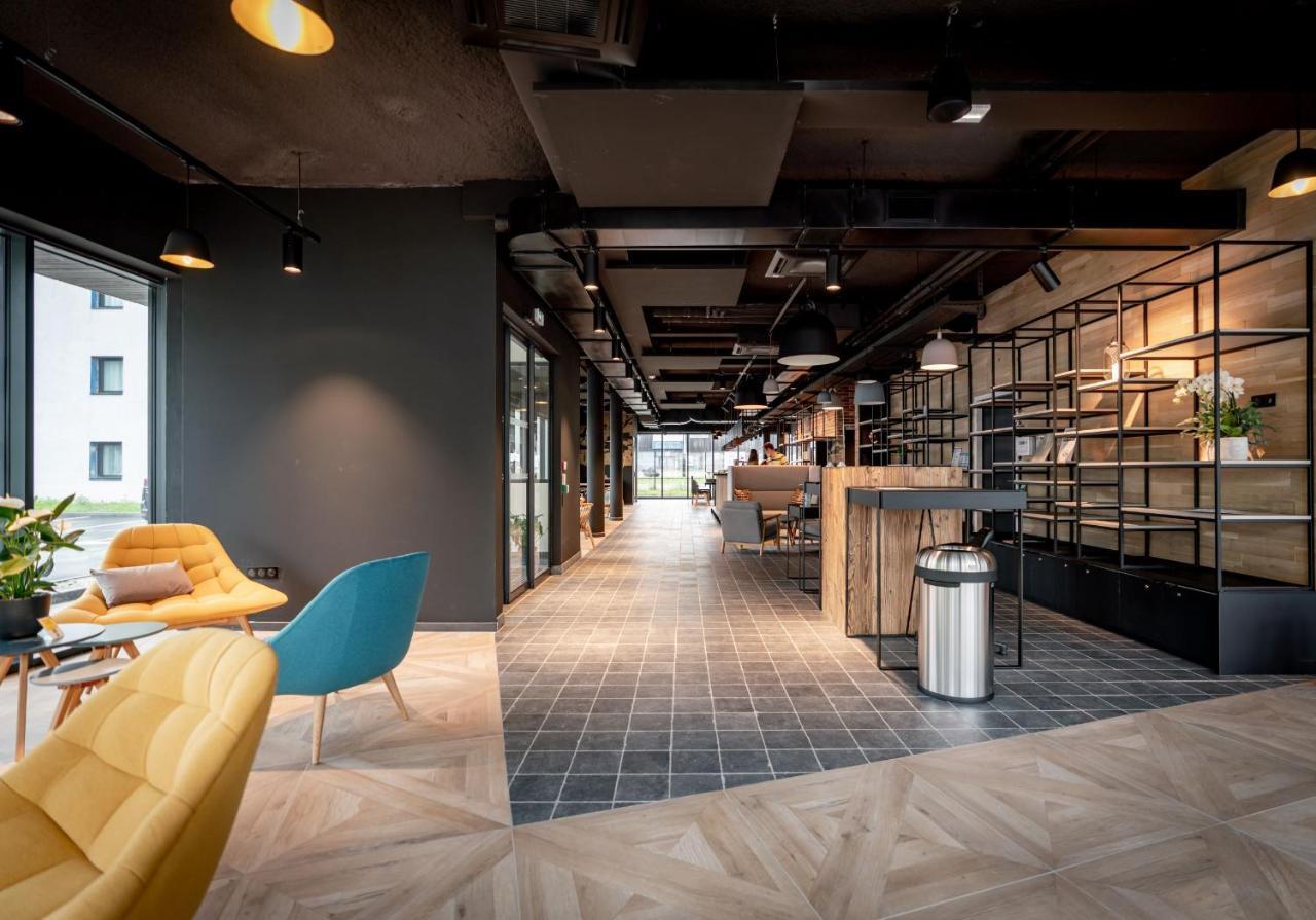 ibis budget Valenciennes Petite-Forêt Exterior foto